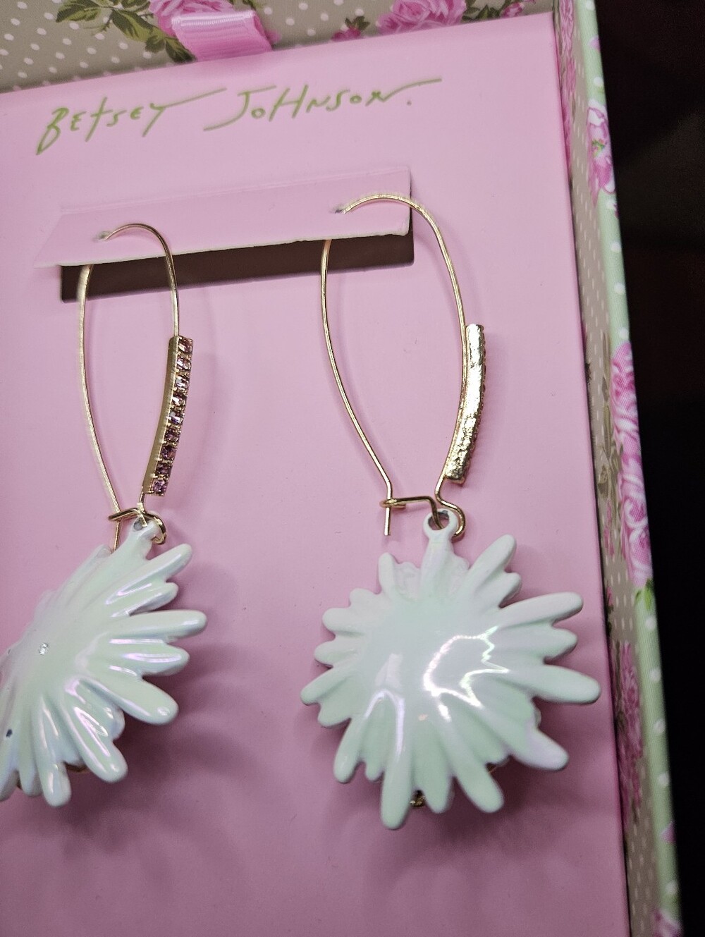 Betsey Johnson Flower Bee Earrings - Picture 9 of 12